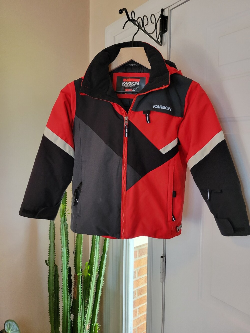 Karbon Theorem Insulated Ski Jacket Red And Black, Size Boys 8